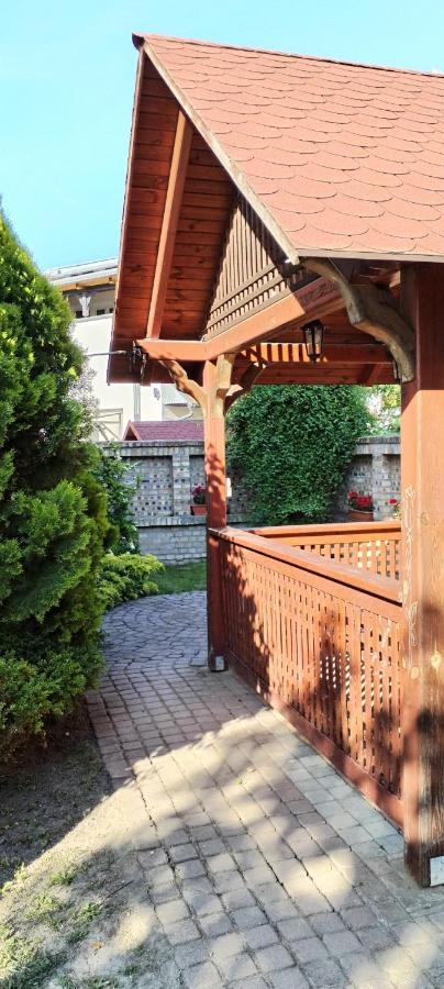 Rozsakert Apartmanhaz Hajduszoboszlo Exterior photo