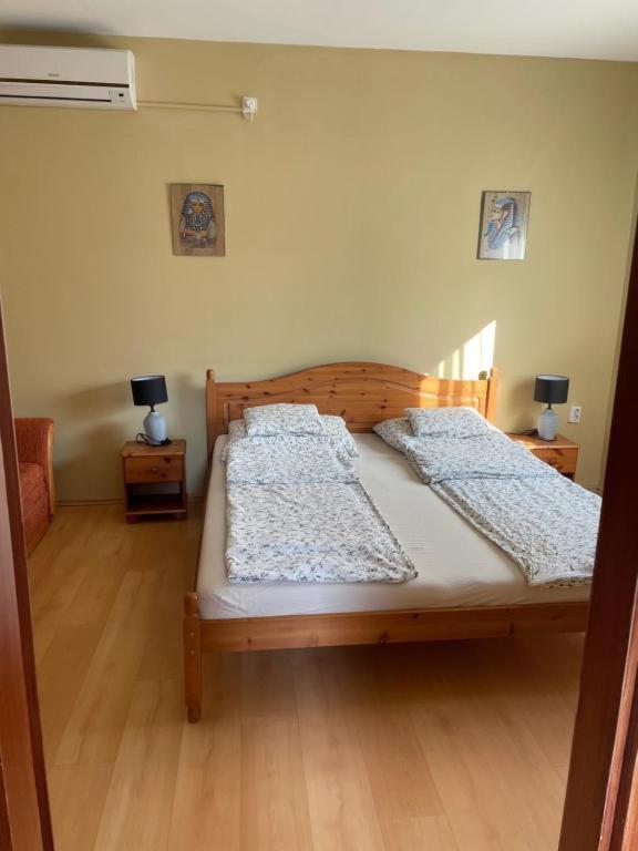 Rozsakert Apartmanhaz Hajduszoboszlo Exterior photo